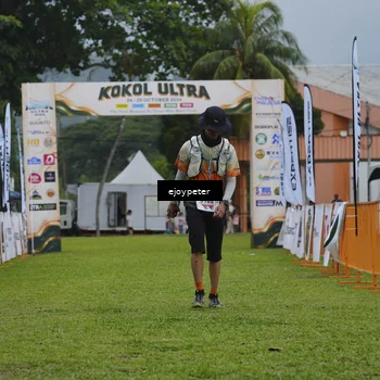 Runner Photo 8975561