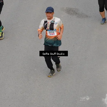 Runner Photo 8975587