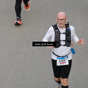 Runner Photo 8975661