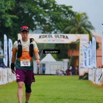 Runner Photo 8975677