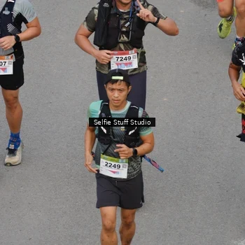 Runner Photo 8975703