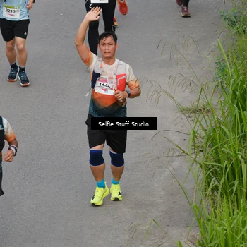 Runner Photo 8975712