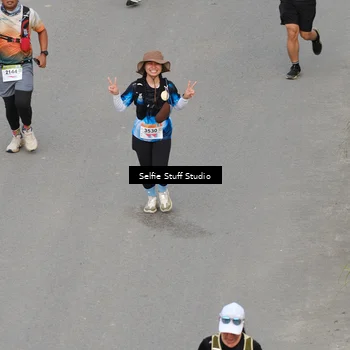 Runner Photo 8975716