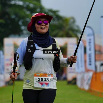 Runner Photo 8975729