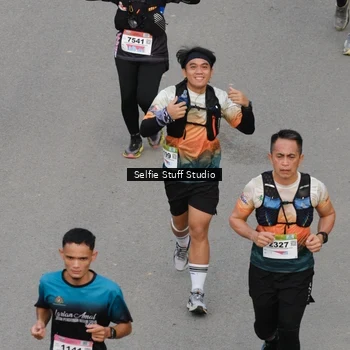 Runner Photo 8975737