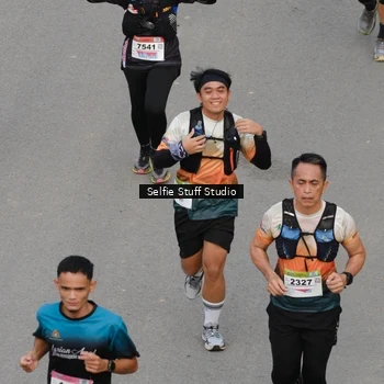 Runner Photo 8975740