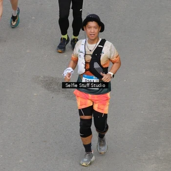 Runner Photo 8975746