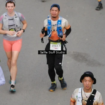 Runner Photo 8975750