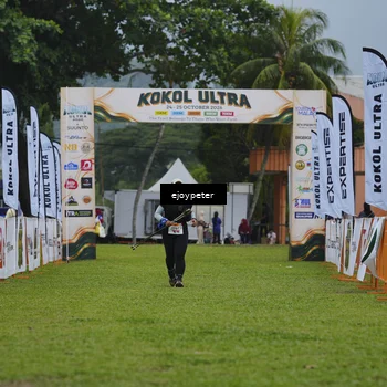 Runner Photo 8975758