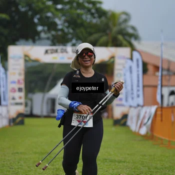 Runner Photo 8975776