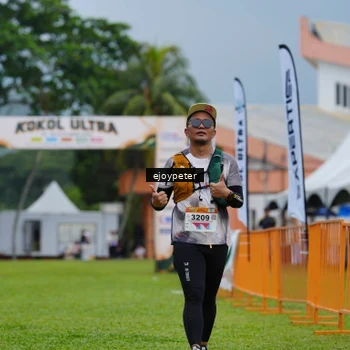 Runner Photo 8975789