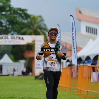 Runner Photo 8975793