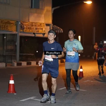 Runner Photo 8975848