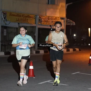 Runner Photo 8975851