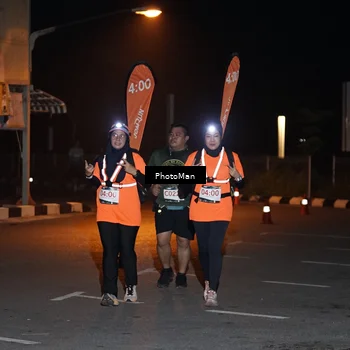 Runner Photo 8975872