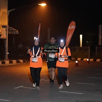 Runner Photo 8975875