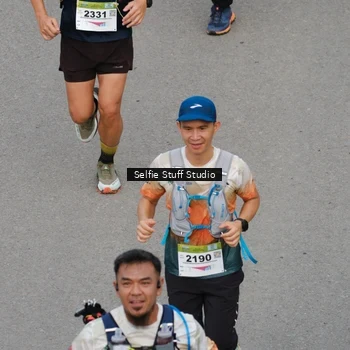 Runner Photo 8975889