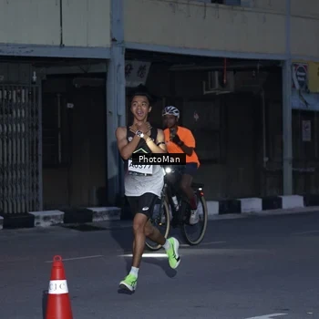 Runner Photo 8975891