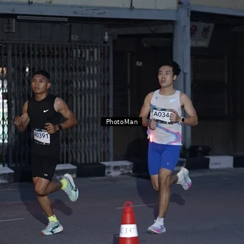 Runner Photo 8975915