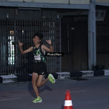 Runner Photo 8975926
