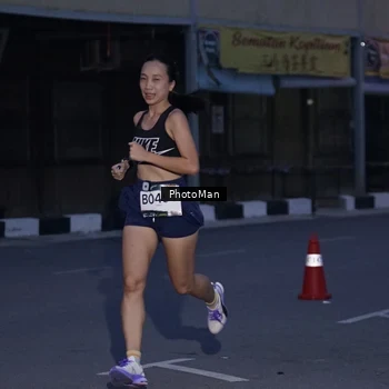 Runner Photo 8975929