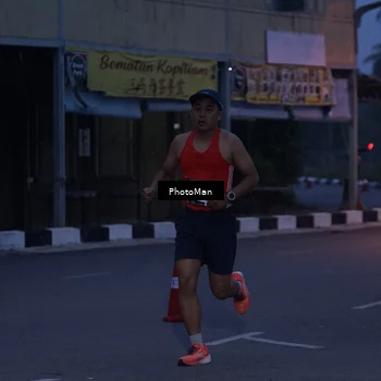 Runner Photo 8975939