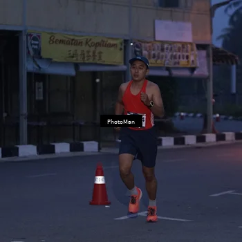 Runner Photo 8975941
