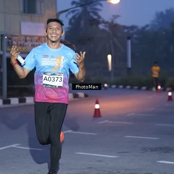 Runner Photo 8975948