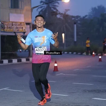 Runner Photo 8975951