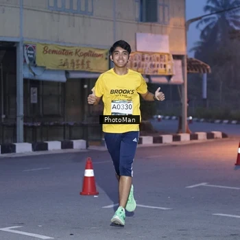 Runner Photo 8975962