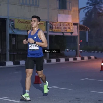 Runner Photo 8975963