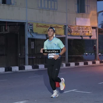 Runner Photo 8975964