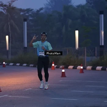 Runner Photo 8975966