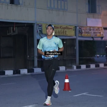 Runner Photo 8975968
