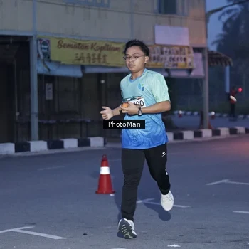 Runner Photo 8975970