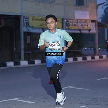 Runner Photo 8975972