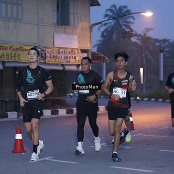 Runner Photo 8975984