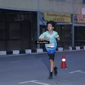 Runner Photo 8975989