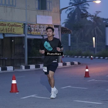 Runner Photo 8975998