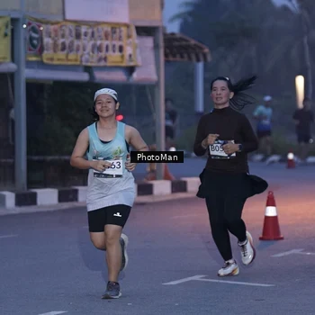 Runner Photo 8976013
