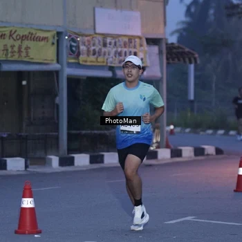 Runner Photo 8976015