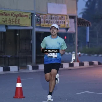 Runner Photo 8976016