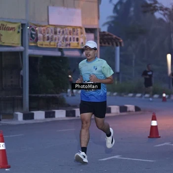 Runner Photo 8976017