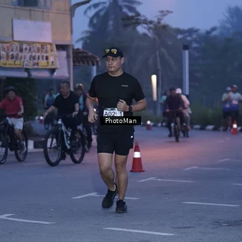 Runner Photo 8976033