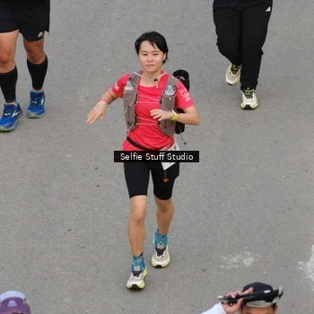 Runner Photo 8976047
