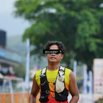 Runner Photo 8976059