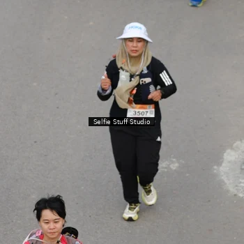 Runner Photo 8976065