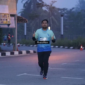 Runner Photo 8976079