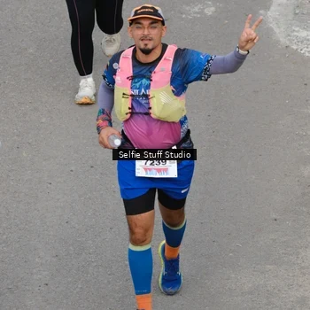 Runner Photo 8976083