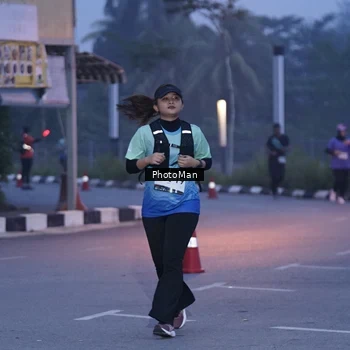 Runner Photo 8976092